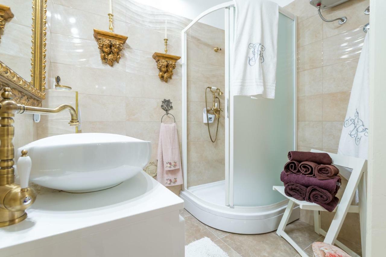 Elegant & Enchanting - At Old Town Entrance - Appartamento Ragusa