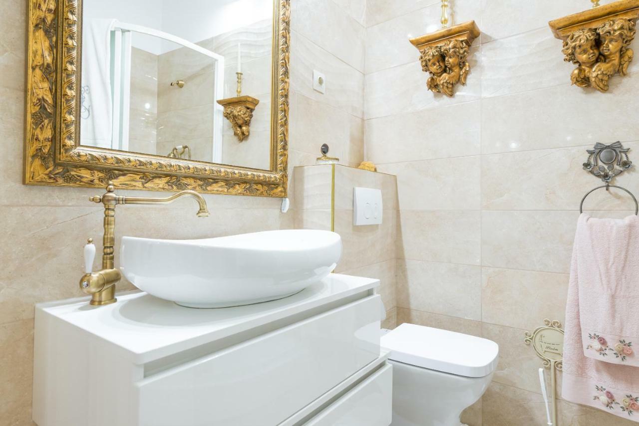 Elegant & Enchanting - At Old Town Entrance - Appartamento Ragusa