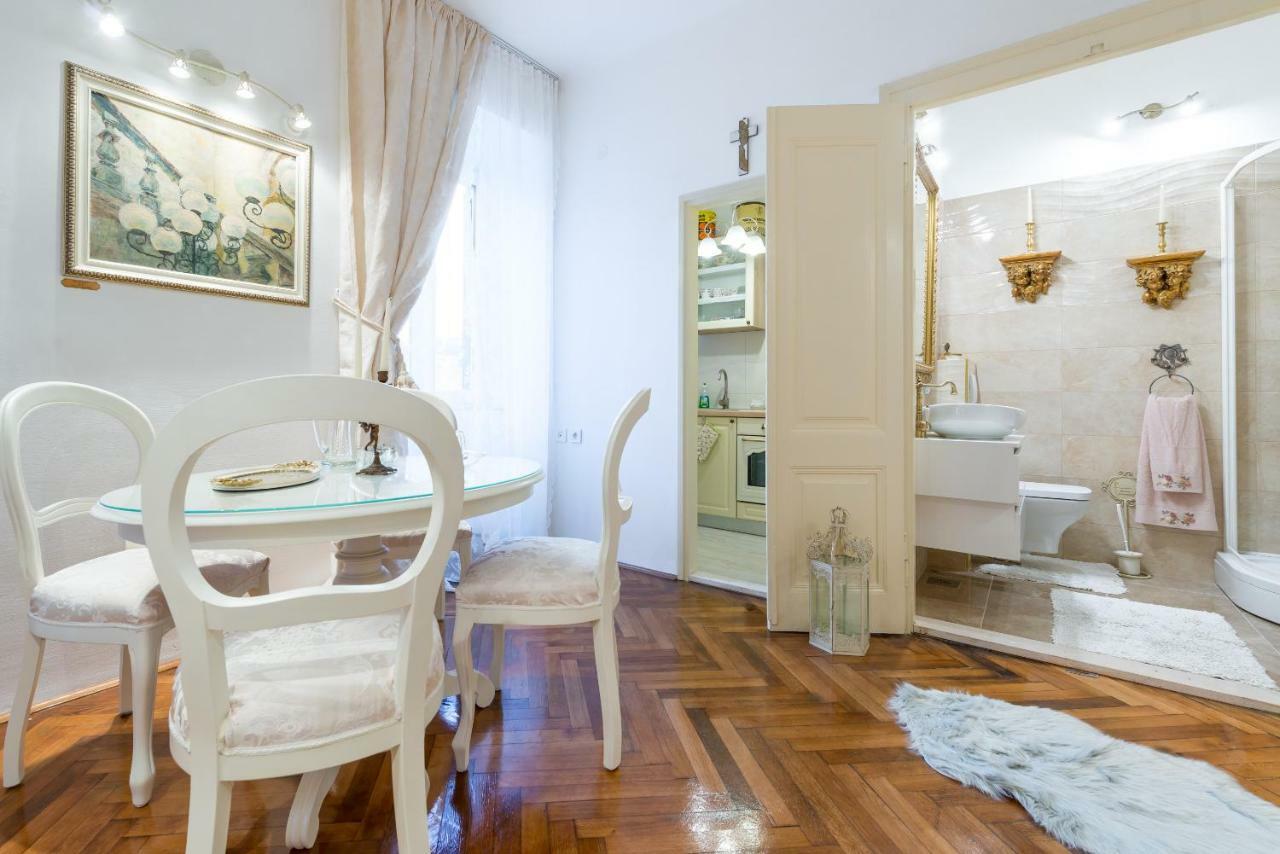 Elegant & Enchanting - At Old Town Entrance - Appartamento